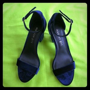 Madden Girl navy blue sandals